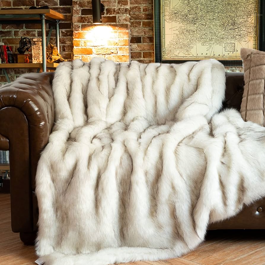 What is a Luxury Throw Blanket